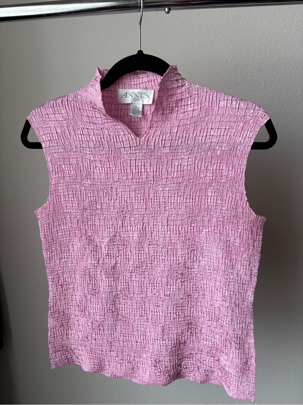 Pink Textured Shirt - Picture 2 of 5